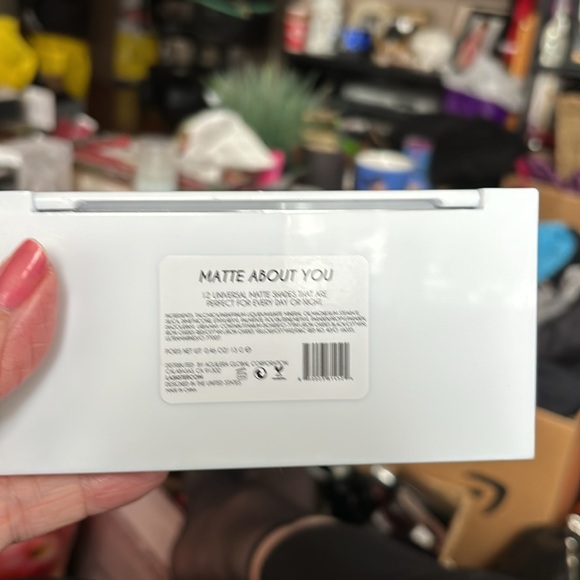 LASH STEP Matte About You Eyeshadow Palette.  New! - Picture 3 of 3